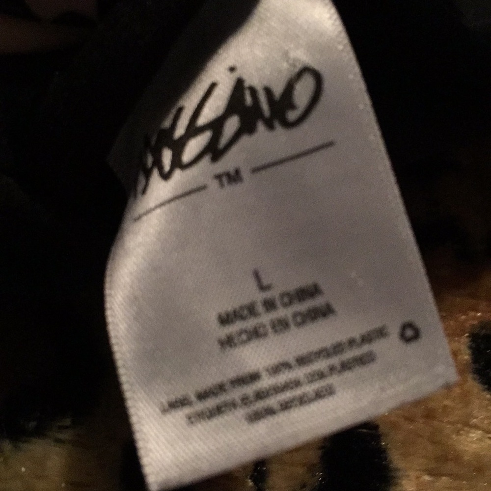 Swim top - Picture 2 of 3